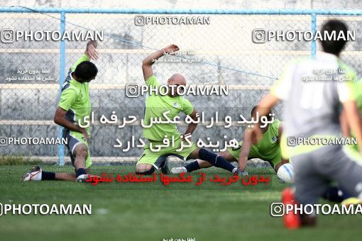 1076512, Tehran, , Paykan Football Team Training Session on 2010/09/27 at Iran Khodro Stadium