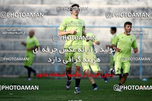 1076623, Tehran, , Paykan Football Team Training Session on 2010/09/27 at Iran Khodro Stadium