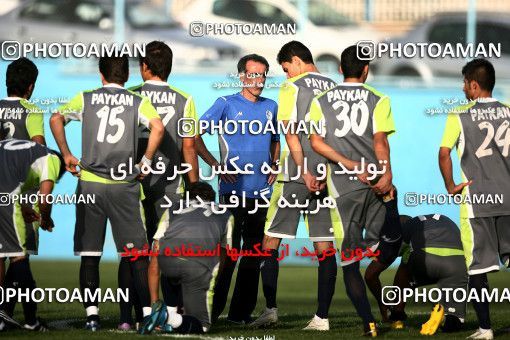 1076593, Tehran, , Paykan Football Team Training Session on 2010/09/27 at Iran Khodro Stadium