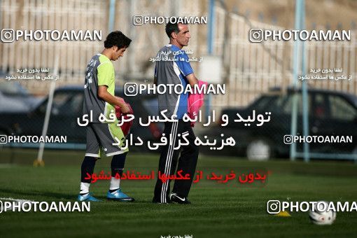1076392, Tehran, , Paykan Football Team Training Session on 2010/09/27 at Iran Khodro Stadium