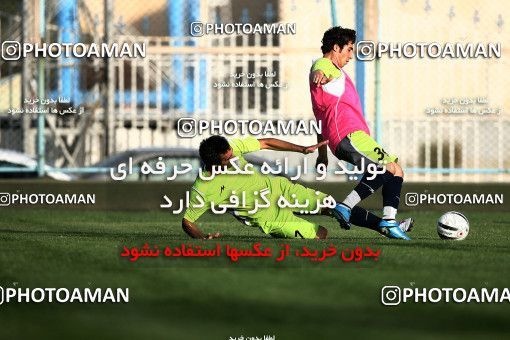 1076525, Tehran, , Paykan Football Team Training Session on 2010/09/27 at Iran Khodro Stadium
