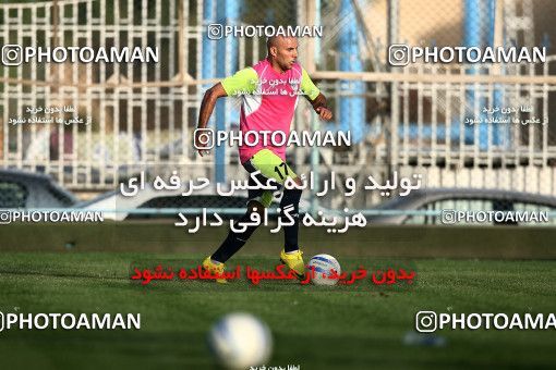 1076432, Tehran, , Paykan Football Team Training Session on 2010/09/27 at Iran Khodro Stadium