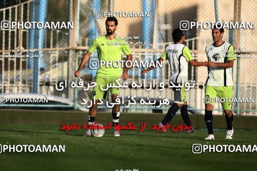 1076548, Tehran, , Paykan Football Team Training Session on 2010/09/27 at Iran Khodro Stadium
