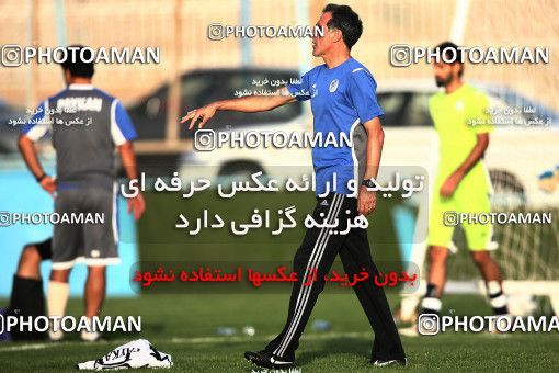1076562, Tehran, , Paykan Football Team Training Session on 2010/09/27 at Iran Khodro Stadium