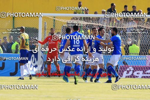 1080524, Abadan, , Semi-Finals جام حذفی فوتبال ایران, Khorramshahr Cup, Sanat Naft Abadan 1 v 2 Esteghlal on 2018/01/30 at Takhti Stadium Abadan