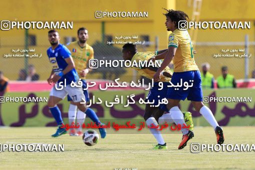 1080529, Abadan, , Semi-Finals جام حذفی فوتبال ایران, Khorramshahr Cup, Sanat Naft Abadan 1 v 2 Esteghlal on 2018/01/30 at Takhti Stadium Abadan