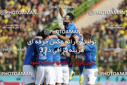 1709462, Abadan, , Semi-Finals جام حذفی فوتبال ایران, Khorramshahr Cup, Sanat Naft Abadan 1 v 2 Esteghlal on 2018/01/30 at Takhti Stadium Abadan
