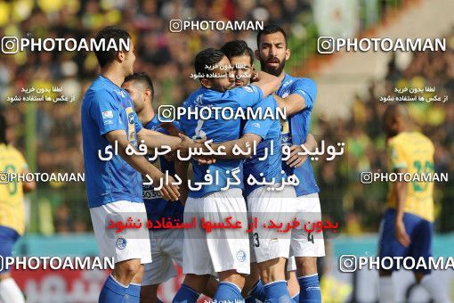 1709415, Abadan, , Semi-Finals جام حذفی فوتبال ایران, Khorramshahr Cup, Sanat Naft Abadan 1 v 2 Esteghlal on 2018/01/30 at Takhti Stadium Abadan