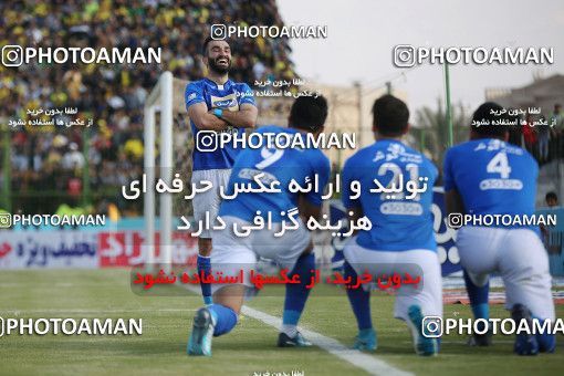 1709268, Abadan, , Semi-Finals جام حذفی فوتبال ایران, Khorramshahr Cup, Sanat Naft Abadan 1 v 2 Esteghlal on 2018/01/30 at Takhti Stadium Abadan