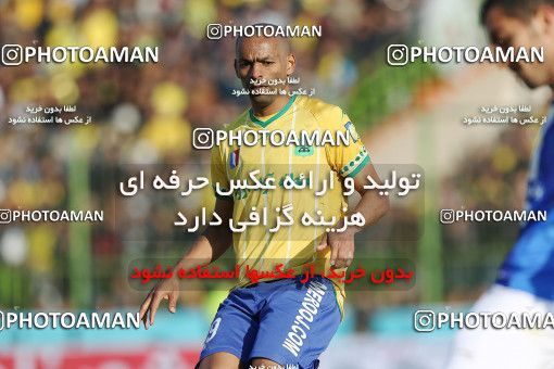 1709240, Abadan, , Semi-Finals جام حذفی فوتبال ایران, Khorramshahr Cup, Sanat Naft Abadan 1 v 2 Esteghlal on 2018/01/30 at Takhti Stadium Abadan