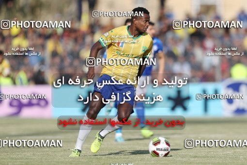 1709280, Abadan, , Semi-Finals جام حذفی فوتبال ایران, Khorramshahr Cup, Sanat Naft Abadan 1 v 2 Esteghlal on 2018/01/30 at Takhti Stadium Abadan