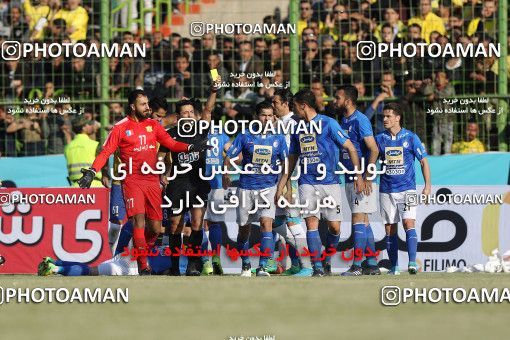 1709252, Abadan, , Semi-Finals جام حذفی فوتبال ایران, Khorramshahr Cup, Sanat Naft Abadan 1 v 2 Esteghlal on 2018/01/30 at Takhti Stadium Abadan