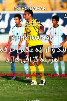1086432, Qazvin, [*parameter:4*], لیگ برتر فوتبال ایران، Persian Gulf Cup، Week 11، First Leg، Paykan 2 v 4 Sepahan on 2010/10/15 at Shahid Rajai Stadium