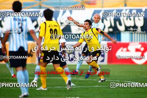 1086438, Qazvin, [*parameter:4*], لیگ برتر فوتبال ایران، Persian Gulf Cup، Week 11، First Leg، Paykan 2 v 4 Sepahan on 2010/10/15 at Shahid Rajai Stadium