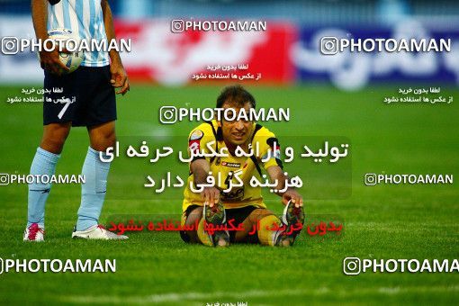 1086473, Qazvin, [*parameter:4*], لیگ برتر فوتبال ایران، Persian Gulf Cup، Week 11، First Leg، Paykan 2 v 4 Sepahan on 2010/10/15 at Shahid Rajai Stadium