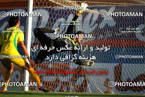 1086689, Tehran, [*parameter:4*], لیگ برتر فوتبال ایران، Persian Gulf Cup، Week 12، First Leg، Rah Ahan 2 v 1 Pas on 2010/10/24 at Ekbatan Stadium