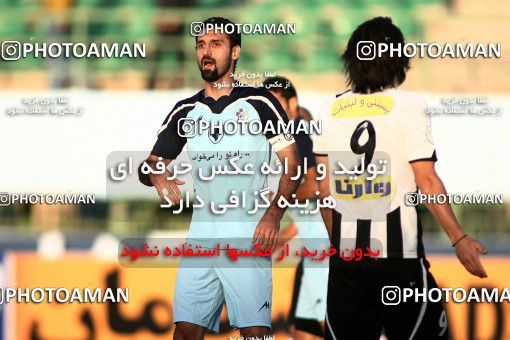 1086964, Qom, [*parameter:4*], لیگ برتر فوتبال ایران، Persian Gulf Cup، Week 12، First Leg،  2 v 1 Paykan on 2010/10/24 at Yadegar-e Emam Stadium Qom