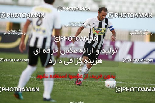 1087008, Qom, [*parameter:4*], لیگ برتر فوتبال ایران، Persian Gulf Cup، Week 12، First Leg،  2 v 1 Paykan on 2010/10/24 at Yadegar-e Emam Stadium Qom