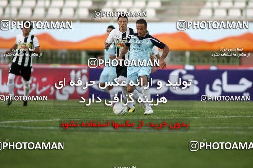 1087047, Qom, [*parameter:4*], لیگ برتر فوتبال ایران، Persian Gulf Cup، Week 12، First Leg،  2 v 1 Paykan on 2010/10/24 at Yadegar-e Emam Stadium Qom