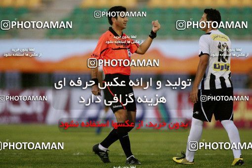1086965, Qom, [*parameter:4*], لیگ برتر فوتبال ایران، Persian Gulf Cup، Week 12، First Leg،  2 v 1 Paykan on 2010/10/24 at Yadegar-e Emam Stadium Qom