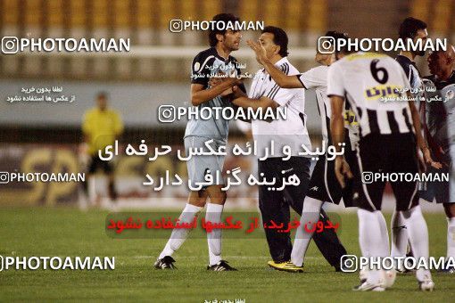 1086975, Qom, [*parameter:4*], لیگ برتر فوتبال ایران، Persian Gulf Cup، Week 12، First Leg،  2 v 1 Paykan on 2010/10/24 at Yadegar-e Emam Stadium Qom