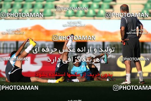 1087036, Qom, [*parameter:4*], لیگ برتر فوتبال ایران، Persian Gulf Cup، Week 12، First Leg،  2 v 1 Paykan on 2010/10/24 at Yadegar-e Emam Stadium Qom
