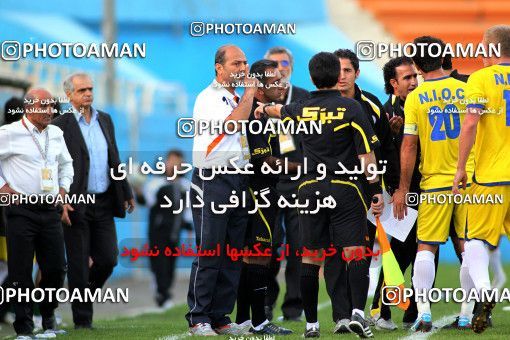 1087257, Tehran, [*parameter:4*], لیگ برتر فوتبال ایران، Persian Gulf Cup، Week 13، First Leg، Naft Tehran 0 v 0 Saipa on 2010/10/29 at Ekbatan Stadium