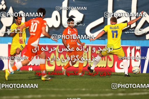 1090028, Tehran, [*parameter:4*], لیگ برتر فوتبال ایران، Persian Gulf Cup، Week 13، First Leg، Naft Tehran 0 v 0 Saipa on 2010/10/29 at Ekbatan Stadium