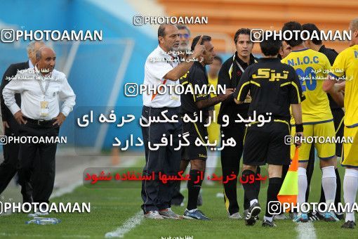 1090096, Tehran, [*parameter:4*], لیگ برتر فوتبال ایران، Persian Gulf Cup، Week 13، First Leg، Naft Tehran 0 v 0 Saipa on 2010/10/29 at Ekbatan Stadium