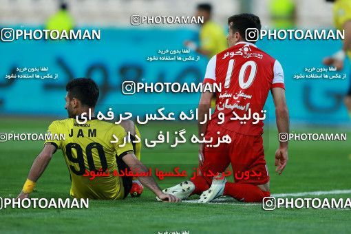 1107064, Tehran, [*parameter:4*], لیگ برتر فوتبال ایران، Persian Gulf Cup، Week 28، Second Leg، Persepolis 1 v 1 Pars Jonoubi Jam on 2018/04/11 at Azadi Stadium