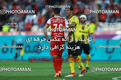 1107119, Tehran, [*parameter:4*], لیگ برتر فوتبال ایران، Persian Gulf Cup، Week 28، Second Leg، Persepolis 1 v 1 Pars Jonoubi Jam on 2018/04/11 at Azadi Stadium