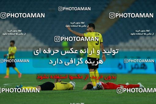 1096531, Tehran, [*parameter:4*], لیگ برتر فوتبال ایران، Persian Gulf Cup، Week 28، Second Leg، Persepolis 1 v 1 Pars Jonoubi Jam on 2018/04/11 at Azadi Stadium