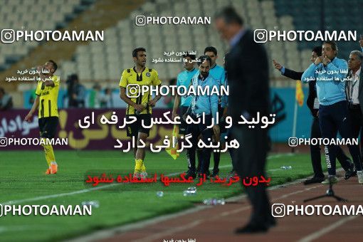 1106776, Tehran, [*parameter:4*], لیگ برتر فوتبال ایران، Persian Gulf Cup، Week 28، Second Leg، Persepolis 1 v 1 Pars Jonoubi Jam on 2018/04/11 at Azadi Stadium