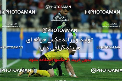 1096443, Tehran, [*parameter:4*], لیگ برتر فوتبال ایران، Persian Gulf Cup، Week 28، Second Leg، Persepolis 1 v 1 Pars Jonoubi Jam on 2018/04/11 at Azadi Stadium