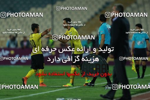 1096489, Tehran, [*parameter:4*], لیگ برتر فوتبال ایران، Persian Gulf Cup، Week 28، Second Leg، Persepolis 1 v 1 Pars Jonoubi Jam on 2018/04/11 at Azadi Stadium