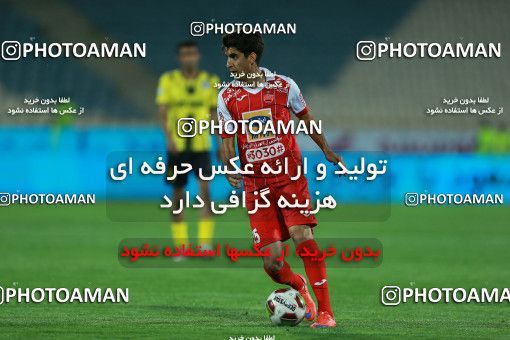 1096650, Tehran, [*parameter:4*], Iran Pro League، Persian Gulf Cup، 2017-18 season، Second Leg، Week 28، Persepolis ۱ v ۱ Pars Jonoubi Jam on 2018/04/11 at Azadi Stadium