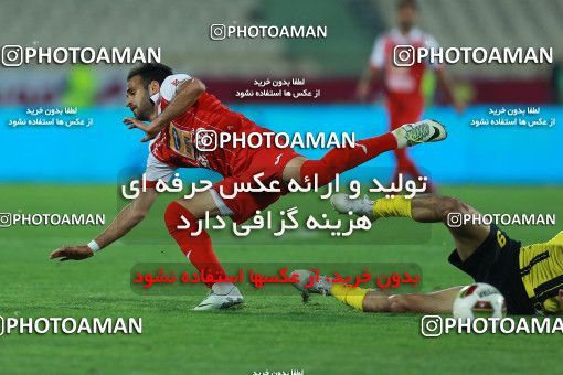 1106898, Tehran, [*parameter:4*], لیگ برتر فوتبال ایران، Persian Gulf Cup، Week 28، Second Leg، Persepolis 1 v 1 Pars Jonoubi Jam on 2018/04/11 at Azadi Stadium