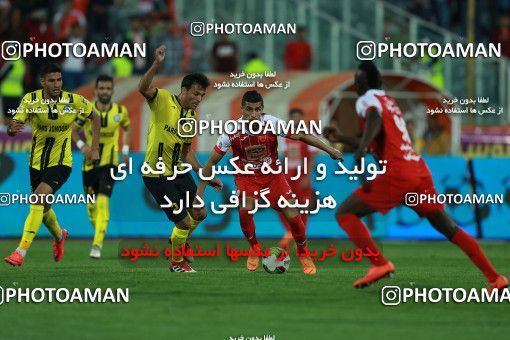 1106711, Tehran, [*parameter:4*], لیگ برتر فوتبال ایران، Persian Gulf Cup، Week 28، Second Leg، Persepolis 1 v 1 Pars Jonoubi Jam on 2018/04/11 at Azadi Stadium