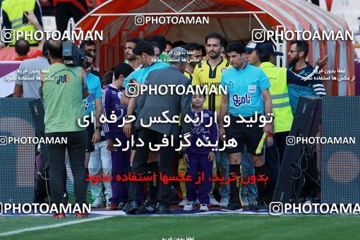 1089750, Tehran, [*parameter:4*], لیگ برتر فوتبال ایران، Persian Gulf Cup، Week 28، Second Leg، Persepolis 1 v 1 Pars Jonoubi Jam on 2018/04/11 at Azadi Stadium
