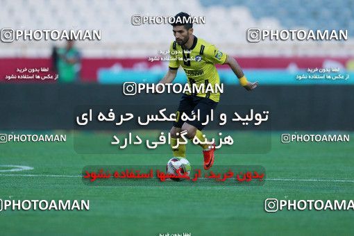 1089749, Tehran, [*parameter:4*], Iran Pro League، Persian Gulf Cup، 2017-18 season، Second Leg، Week 28، Persepolis ۱ v ۱ Pars Jonoubi Jam on 2018/04/11 at Azadi Stadium