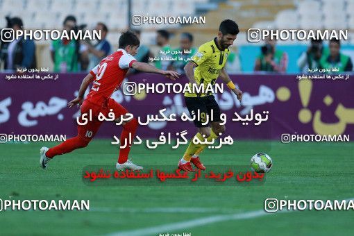 1089269, Tehran, [*parameter:4*], لیگ برتر فوتبال ایران، Persian Gulf Cup، Week 28، Second Leg، Persepolis 1 v 1 Pars Jonoubi Jam on 2018/04/11 at Azadi Stadium