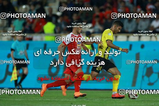 1089942, Tehran, [*parameter:4*], لیگ برتر فوتبال ایران، Persian Gulf Cup، Week 28، Second Leg، Persepolis 1 v 1 Pars Jonoubi Jam on 2018/04/11 at Azadi Stadium