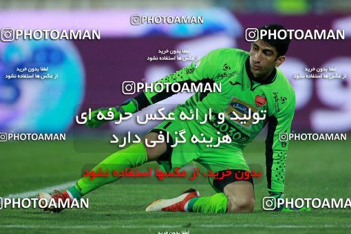 1089764, Tehran, [*parameter:4*], لیگ برتر فوتبال ایران، Persian Gulf Cup، Week 28، Second Leg، Persepolis 1 v 1 Pars Jonoubi Jam on 2018/04/11 at Azadi Stadium