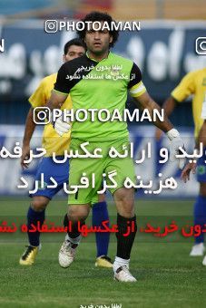 1090668, لیگ برتر فوتبال ایران، Persian Gulf Cup، Week 13، First Leg، 2010/10/29، Qazvin، Shahid Rajai Stadium، Paykan 1 - 0 Sanat Naft Abadan