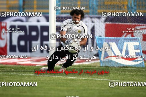 1090729, لیگ برتر فوتبال ایران، Persian Gulf Cup، Week 13، First Leg، 2010/10/29، Qazvin، Shahid Rajai Stadium، Paykan 1 - 0 Sanat Naft Abadan