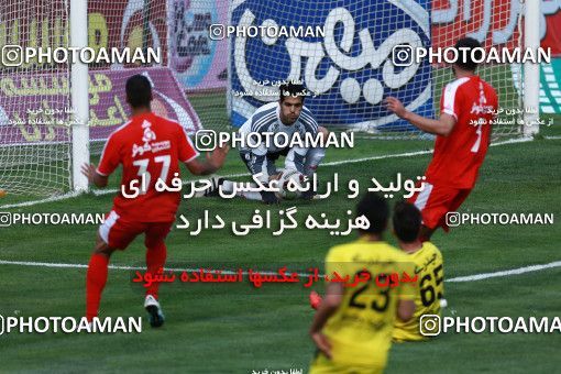 1127852, Tehran, [*parameter:4*], لیگ برتر فوتبال ایران، Persian Gulf Cup، Week 28، Second Leg، Naft Tehran 0 v 1 Padideh Mashhad on 2018/04/13 at Takhti Stadium