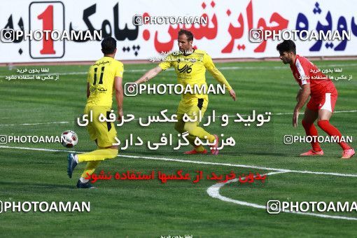 1128315, Tehran, [*parameter:4*], لیگ برتر فوتبال ایران، Persian Gulf Cup، Week 28، Second Leg، Naft Tehran 0 v 1 Padideh Mashhad on 2018/04/13 at Takhti Stadium