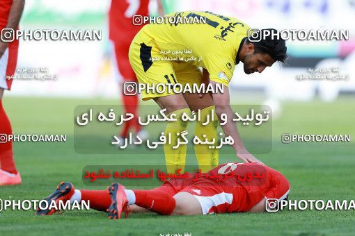 1094333, Tehran, [*parameter:4*], لیگ برتر فوتبال ایران، Persian Gulf Cup، Week 28، Second Leg، Naft Tehran 0 v 1 Padideh Mashhad on 2018/04/13 at Takhti Stadium