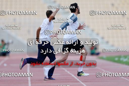 1093861, Tehran, [*parameter:4*], Iran Pro League، Persian Gulf Cup، 2017-18 season، Second Leg، Week 28، Naft Tehran v Padideh Mashhad on 2018/04/13 at Takhti Stadium  / ([*parameter:140*] - [*parameter:139*]) (01)