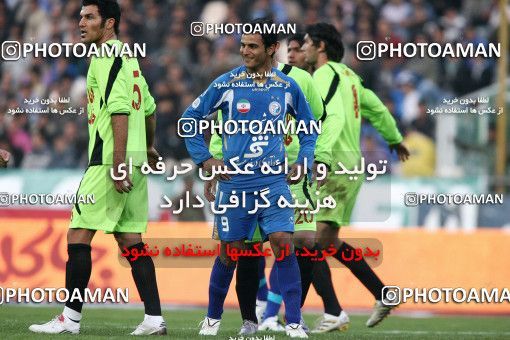 1101724, Tehran, [*parameter:4*], لیگ برتر فوتبال ایران، Persian Gulf Cup، Week 17، First Leg، Esteghlal 3 v 2 Pas on 2010/12/03 at Azadi Stadium